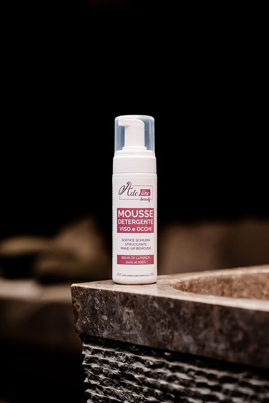MOUSSE DETERGENTE DELICATA VISO anche per PELLI SENSIBILI 150 ml